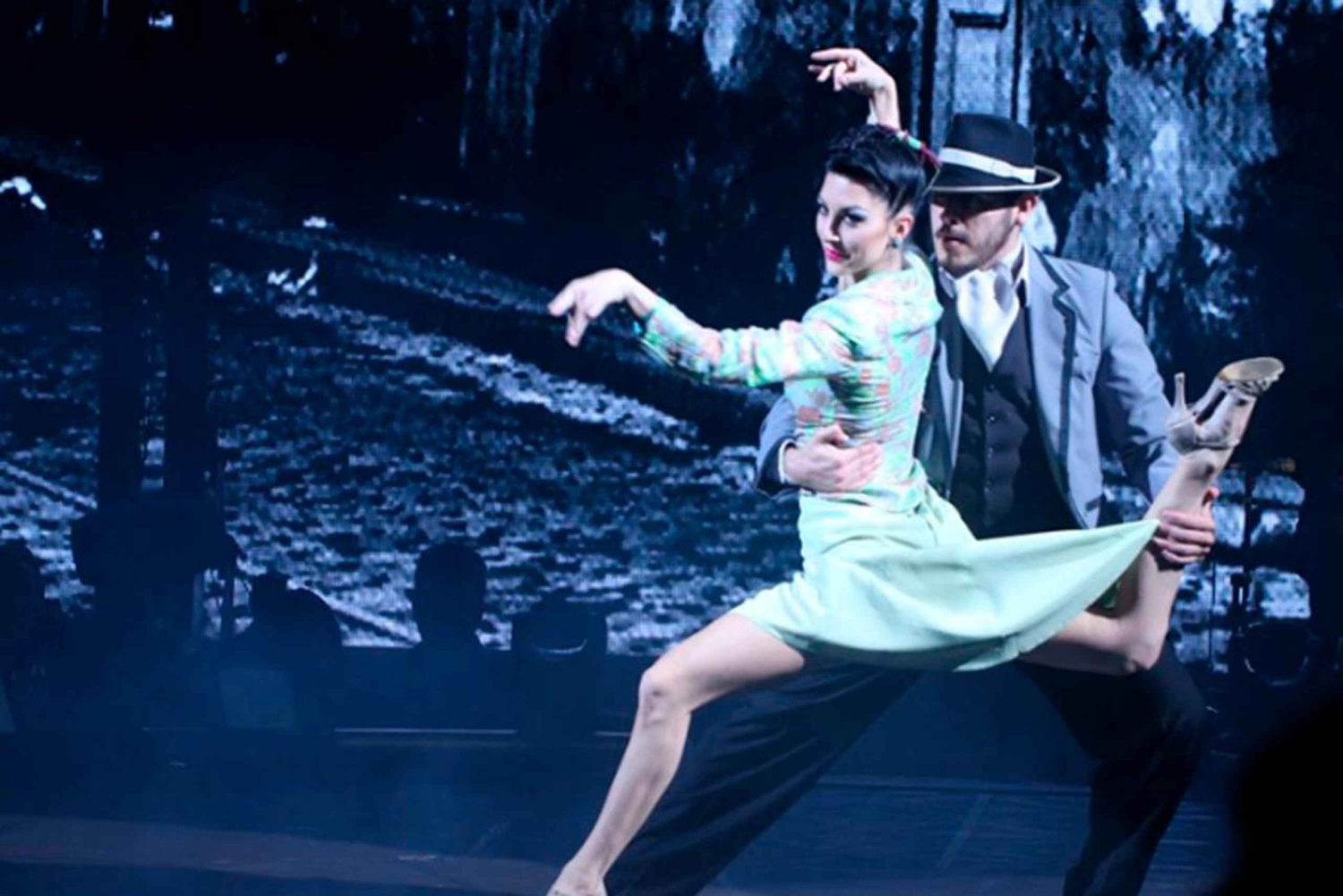 Señor Tango Executive: Gourmetmiddag + show