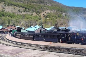 PARCO NAZIONALE DELLA TERRA DEL FUOCO E TRENO DELLA FINE DEL MONDO