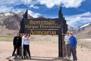 Tour por el Parque Aconcagua, Laguna del Inca y Portillo