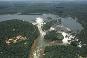Depuis Foz do Iguaçu : Circuit des chutes d'Argentine avec prise en charge