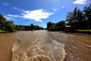 Unique Tigre and Delta Private Day Cruise Navegation