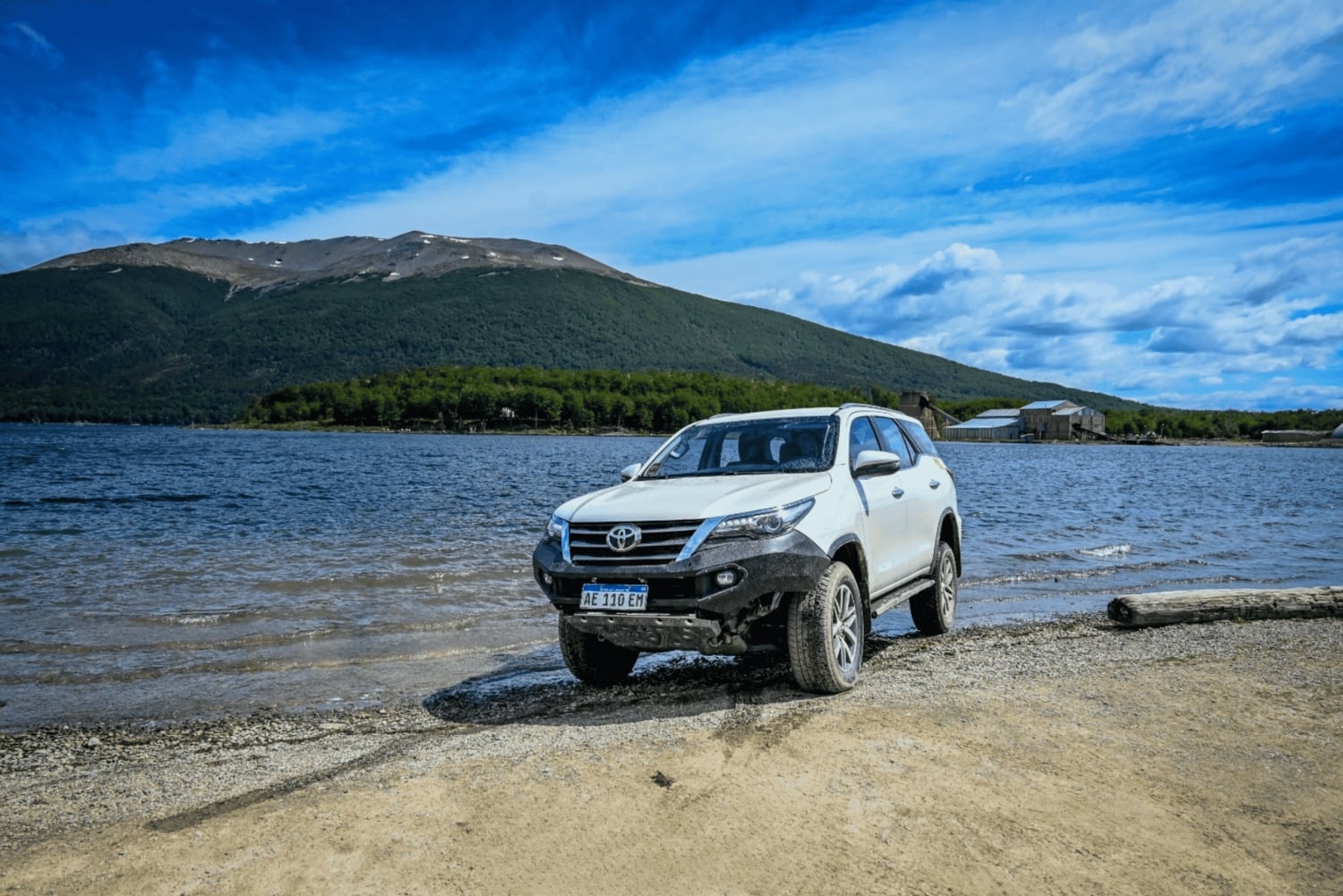 Ushuaia: 4x4-maastoajelu järvillä maailman äärellä