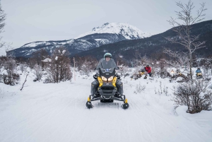 Ushuaia: Adventure and Snow | Snowmobile + Snow Tube + Snowshoes + Lunch