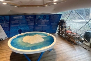 Ushuaia: esperienza antartica con giro in motoslitta e trasferimento