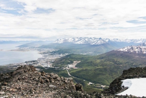 Ушуайя: полет на вертолете над Андами и проливом Бигл