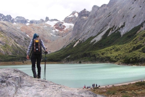 Ushuaia: Laguna Esmeralda Guided Trek with Box Lunch