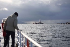 USHUAIA | Navegação: Leões-marinhos, pássaros e farol