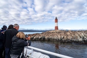 USHUAIA | Navegação: Leões-marinhos, pássaros e farol