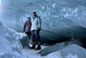 Ushuaia: Trekking på gletscher og i isgrotter med frokost og transport