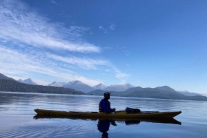 Villa la Angostura: tour de medio día en kayak con pícnic