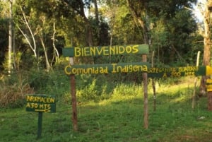 Vieraile Guarani-kylässä Mbororen linnakkeessa brunssilla