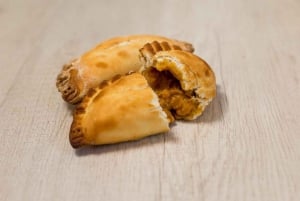 Wine, empanadas, and olive oil tours in Mendoza