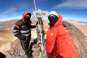 Zapaleri, un volcán con tres bordes