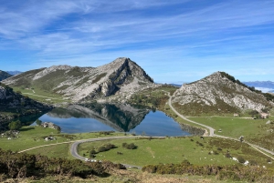 Tour privado de Oviedo a Covadonga y los Lagos de los Picos de Europa