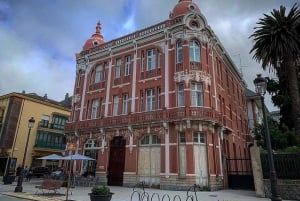 From A Coruna: Guided Day Trip to Lugo & As Catedrais Beach