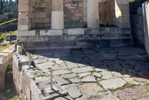 Jednodniowa wycieczka do Delf z Aten z przystankiem w Arachowej.