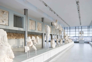 Akropolismuseet: Familjetur och skattjakt med biljett