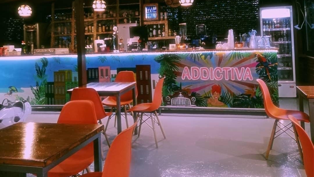 Addictiva Athens Bar
