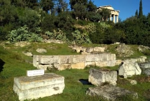 Ancient Agora: Audiovisual self-guided tour with 3D models