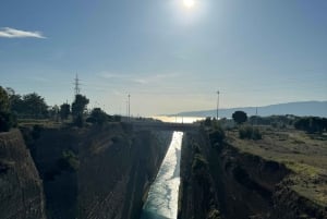 古代コリント運河エピダウロス・ナフプリオ豪華プライベートツアー