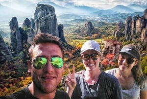 Atenas: Tour de 2 dias em Meteora em espanhol com guia e hotel