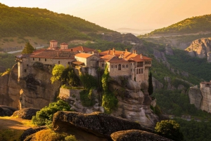 Athen: 2-Tages-Trip nach Meteora mit geführten Touren und Hotel