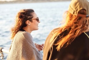 Athen: 3-timers solnedgangscruise med svømmetur, snacks og drikke