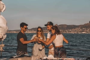 Athen: 3-timers solnedgangscruise med svømmetur, snacks og drikke