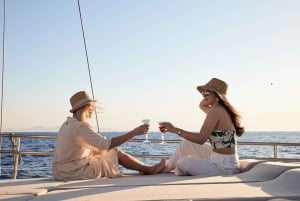 アテネ：3時間サンセットクルーズ（泳ぎの休憩、軽食、ドリンク付き）