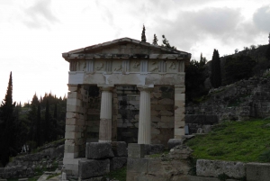 Athens: 5 Days in Delphi, Meteora, Thessaloniki & Macedonia