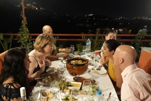 Atenas: Cena griega de 6 platos en una azotea con vino