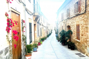 Athens: AbenteuerDate, fun game city walk for couples
