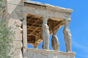 Ateena, Akropolis ja Akropolis-museo Sisältää sisäänpääsymaksut.