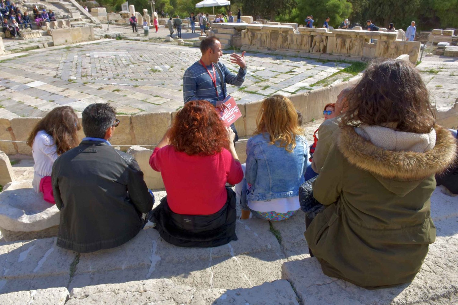 Athens: Acropolis Guided Tour and Old Town Food Tasting