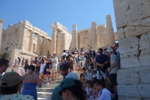 Athens: Acropolis Guided Tour with Skip-The-Line Tickets