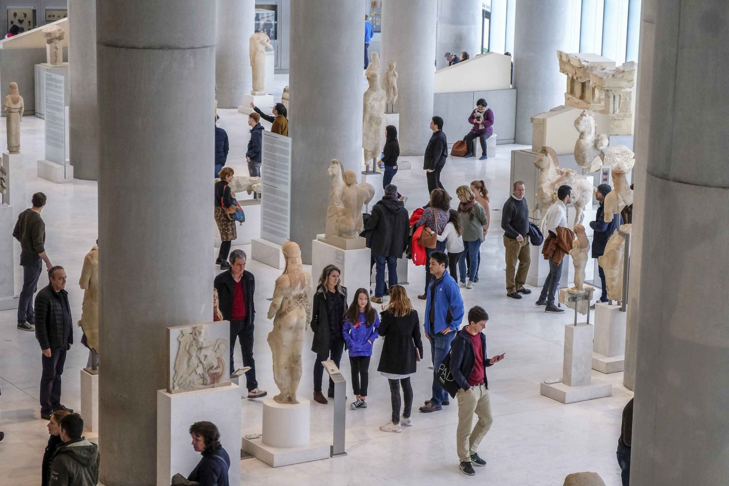 Athens: Acropolis Museum Entry Ticket with Phone Audio Tour