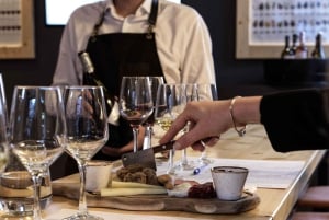 Афины: дегустация вин Акрополя с сыром и оливками