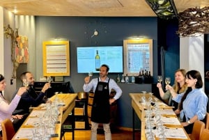 Афины: дегустация вин Акрополя с сыром и оливками