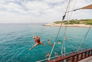 Aten: Kryssning med Agistri, Moni och Aegina med lunch och drinkar