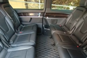 Aeropuerto de Atenas desde/hasta el Puerto del Pireo Traslados únicos en furgoneta