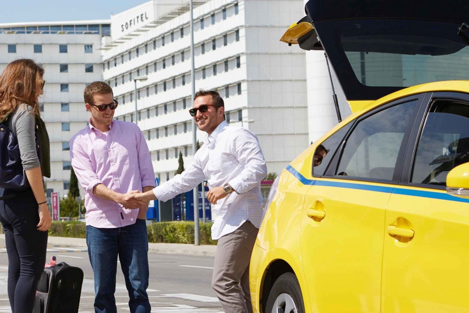 Athens Airport: Private Transfer to or from City Center