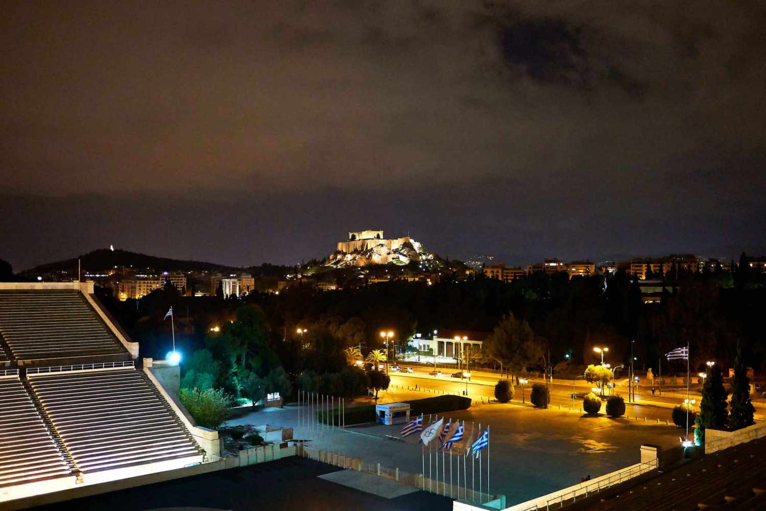 Aten om natten - vandringstur for små grupper med middag