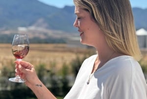 Athen: Vinsmagningstur i Athen med morgenmad og museumsbesøg