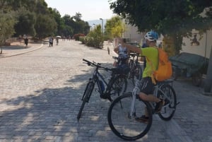 Athens: Authentic neighborhoods & the beach Bike Tour