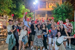 Athens: Bar Crawl with Free Drinks and Club Entry