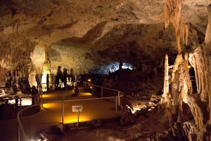 Aten: De bästa peloponnesiska byarna – privat heldagstur