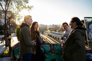 Athens: Guided Craft Beer Walking Tour with Beer Tasting