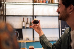 Athens: Guided Craft Beer Walking Tour with Beer Tasting
