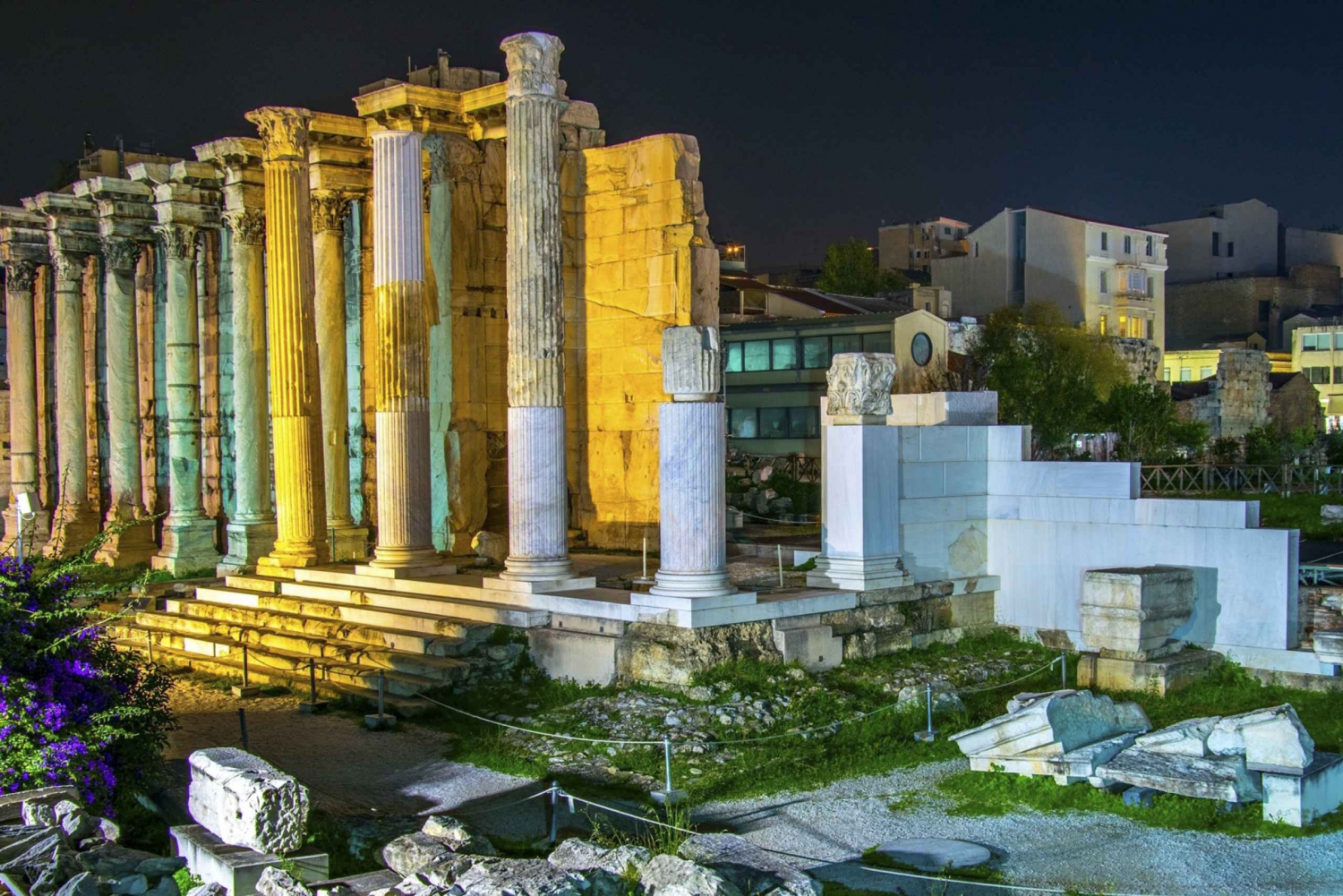 Athens by Night: 4-Hour Guided Private Tour
