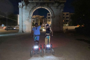 Visite nocturne d'Athènes en scooter électrique à quatre roues